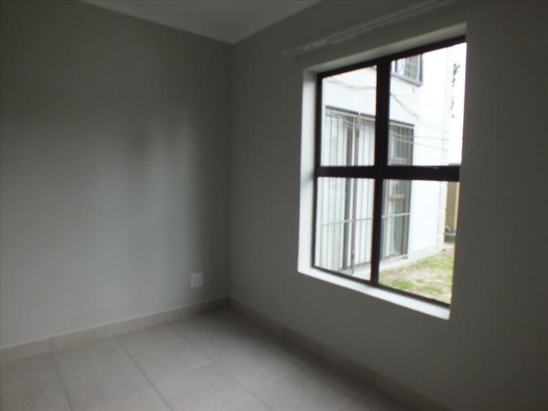 To Let 2 Bedroom Property for Rent in Sanlamhof Western Cape